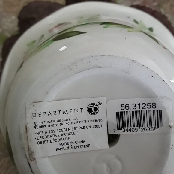 Eden Prairie Floral Arrangement and Milk Glass Bud Vase - Picture 5 of 8